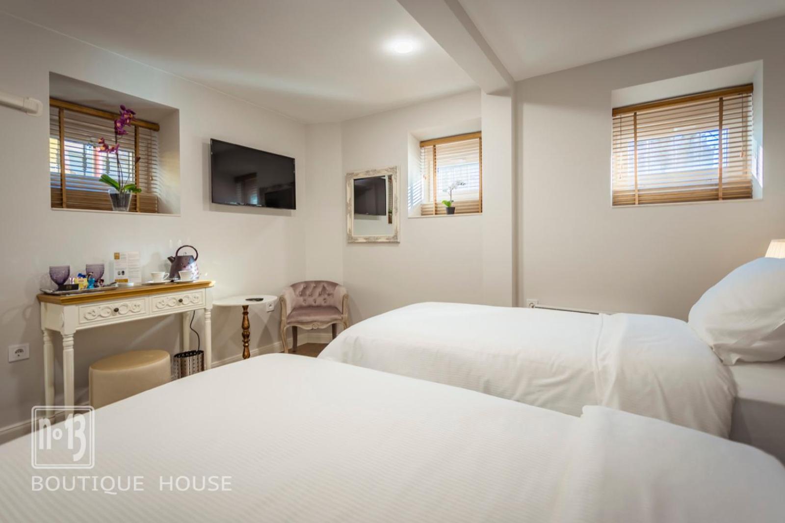 Hotel No13 Boutique House Burgas City Pokoj fotografie
